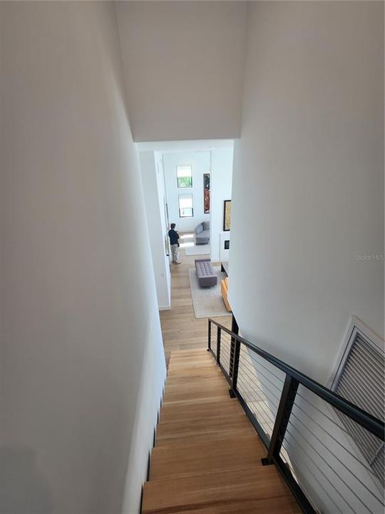 Activo con contrato: $2,800,000 (3 camas, 2 baños, 2824 Pies cuadrados)