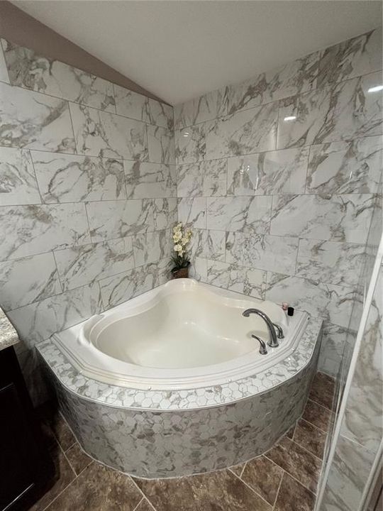 For Sale: $374,900 (4 beds, 2 baths, 1620 Square Feet)