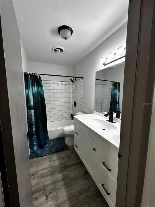 For Sale: $175,900 (3 beds, 2 baths, 1353 Square Feet)