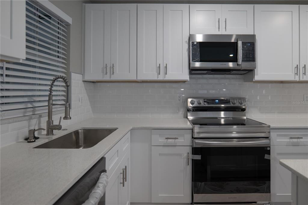 Active With Contract: $259,000 (4 beds, 3 baths, 1500 Square Feet)