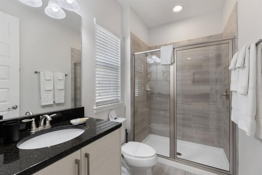 待售: $1,049,900 (6 贝兹, 5 浴室, 3228 平方英尺)