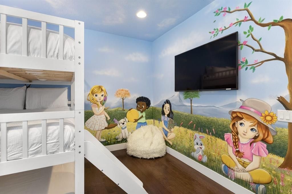 待售: $1,049,900 (6 贝兹, 5 浴室, 3228 平方英尺)