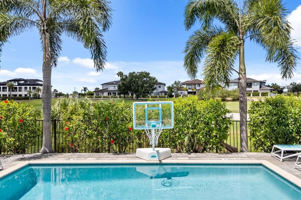 待售: $1,049,900 (6 贝兹, 5 浴室, 3228 平方英尺)