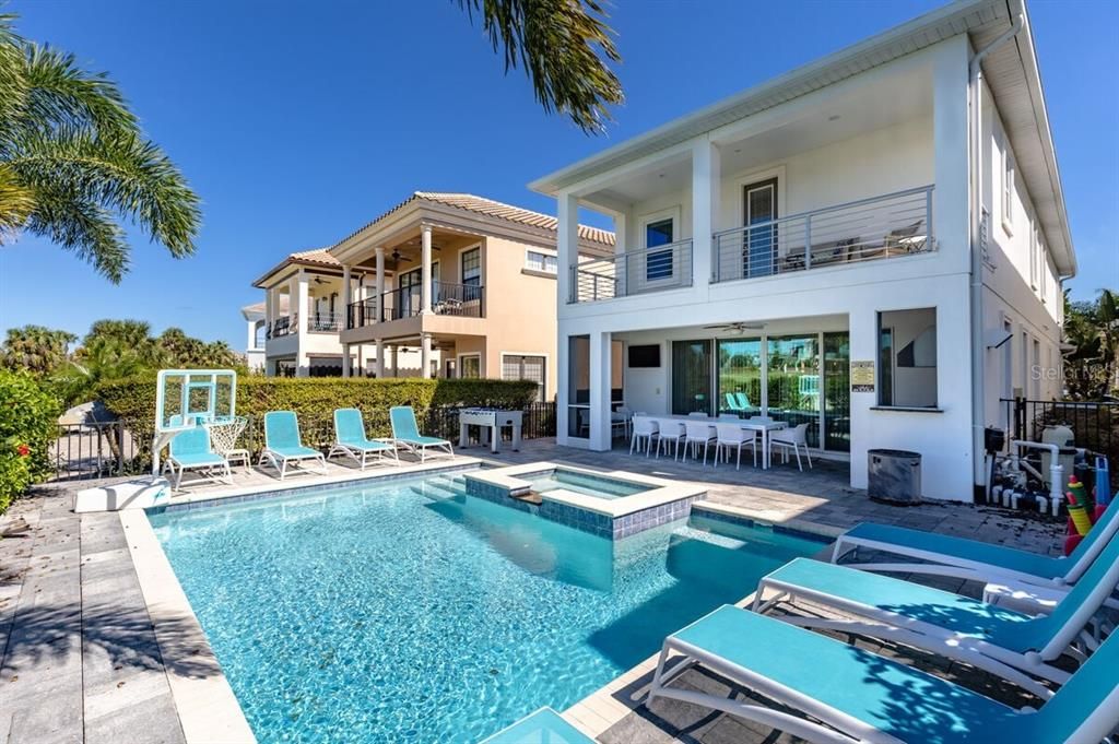 待售: $1,049,900 (6 贝兹, 5 浴室, 3228 平方英尺)