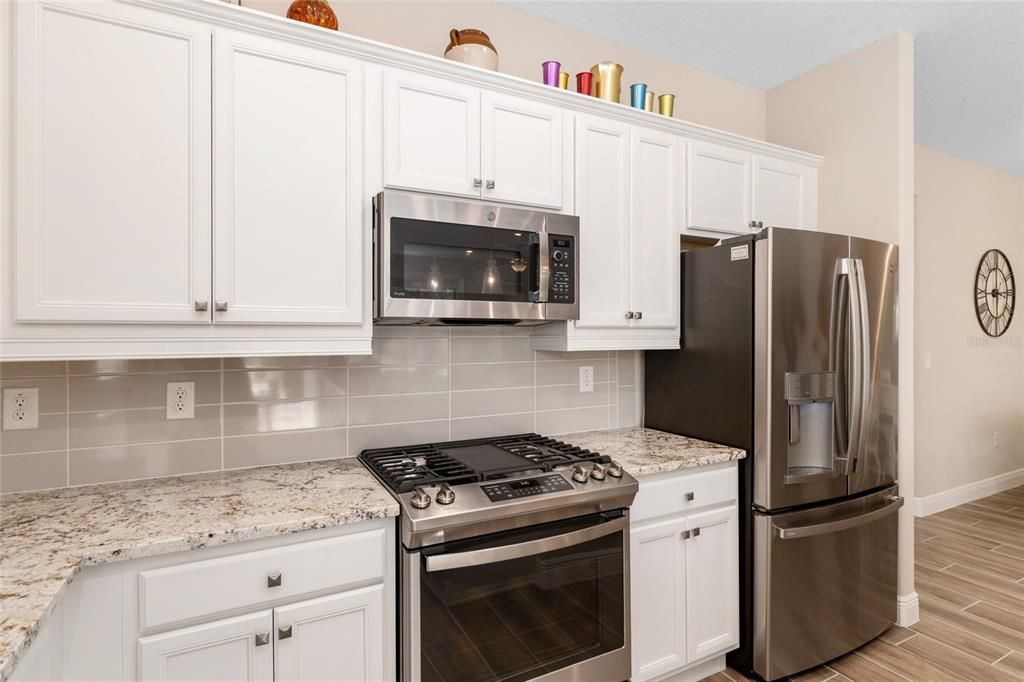 待售: $485,000 (2 贝兹, 2 浴室, 2069 平方英尺)