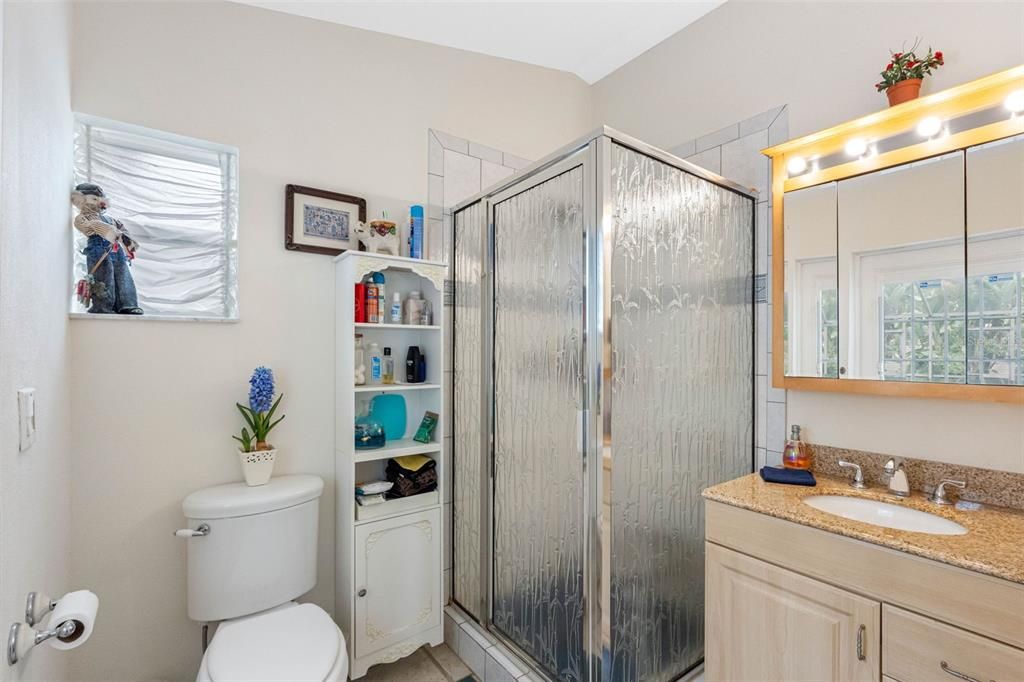 For Sale: $500,000 (4 beds, 3 baths, 2519 Square Feet)