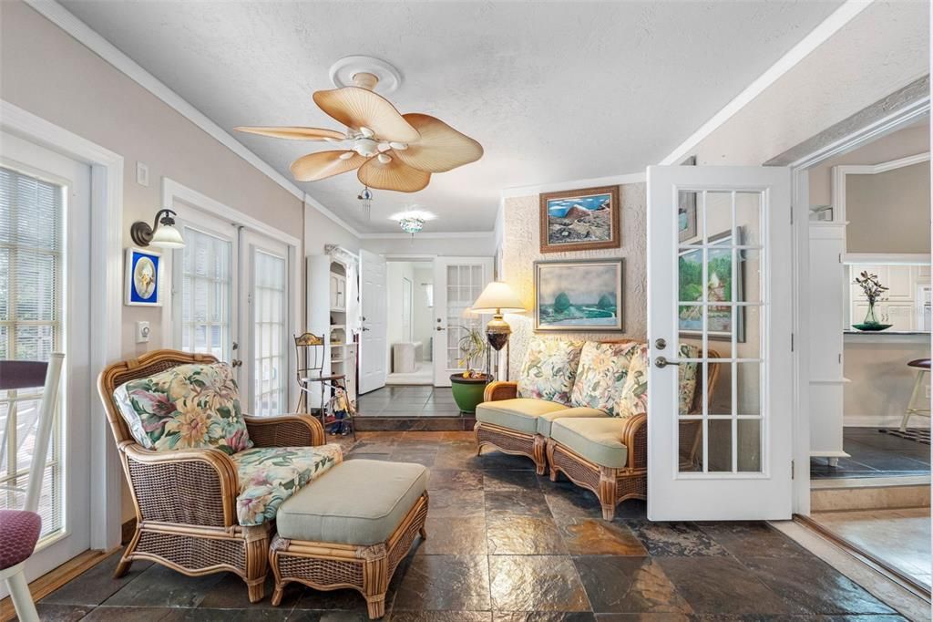 For Sale: $500,000 (4 beds, 3 baths, 2519 Square Feet)