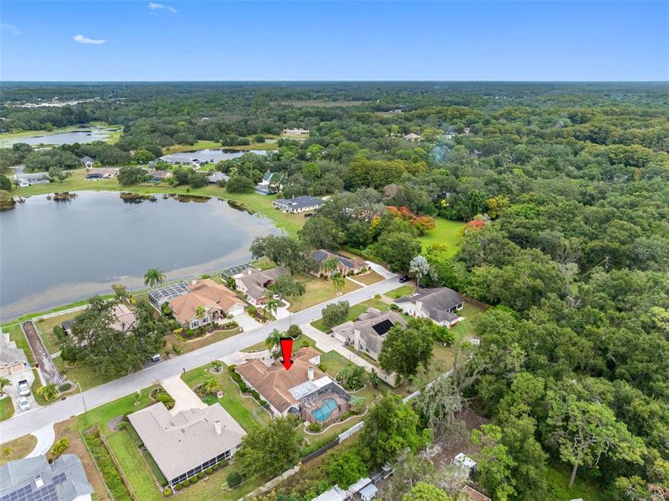 For Sale: $500,000 (4 beds, 3 baths, 2519 Square Feet)