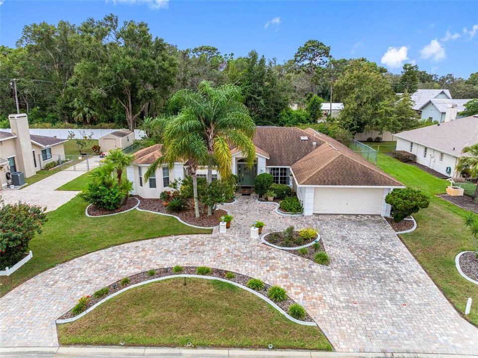 For Sale: $500,000 (4 beds, 3 baths, 2519 Square Feet)