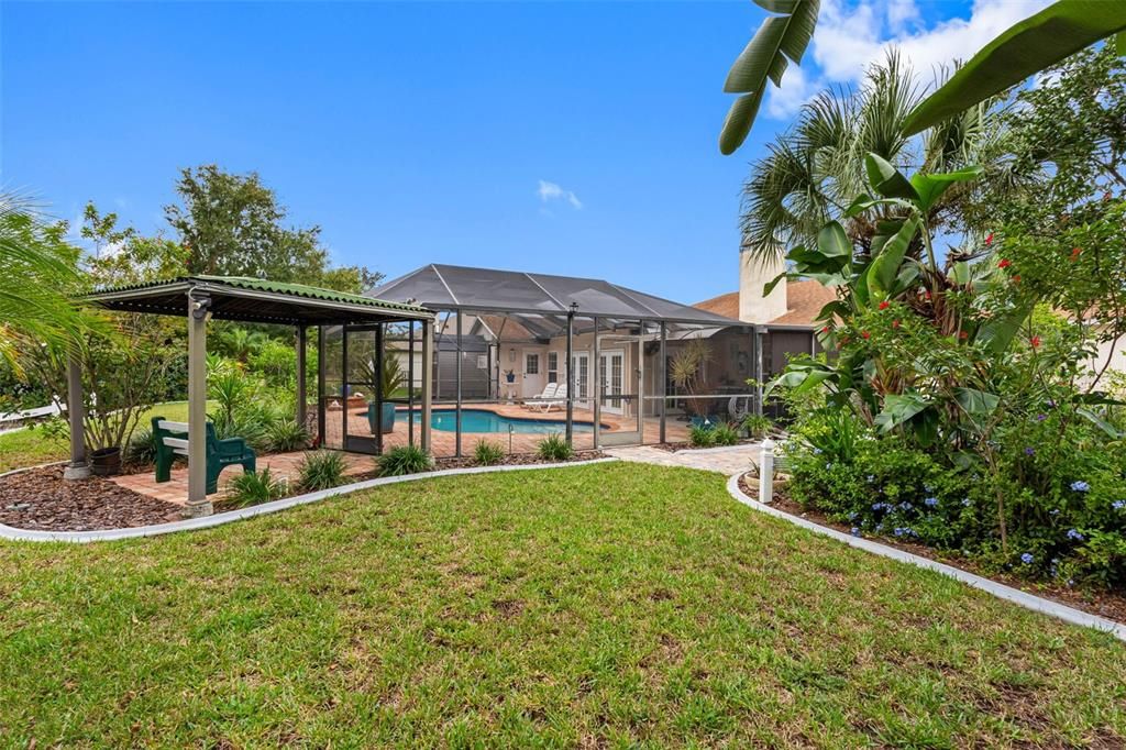 For Sale: $500,000 (4 beds, 3 baths, 2519 Square Feet)