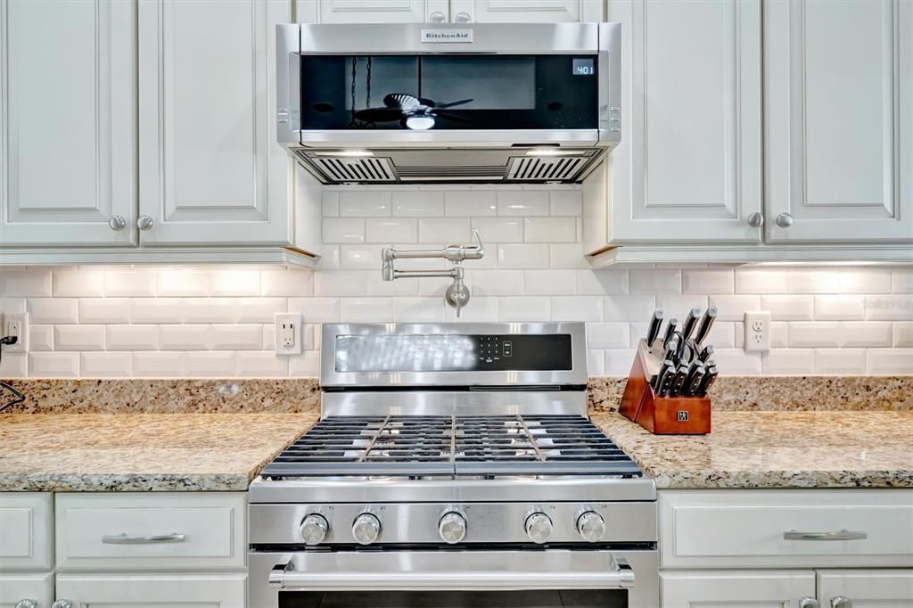 待售: $799,000 (3 贝兹, 2 浴室, 1935 平方英尺)