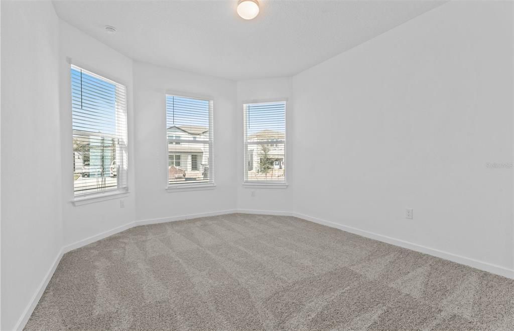 Active With Contract: $515,410 (3 beds, 3 baths, 2262 Square Feet)