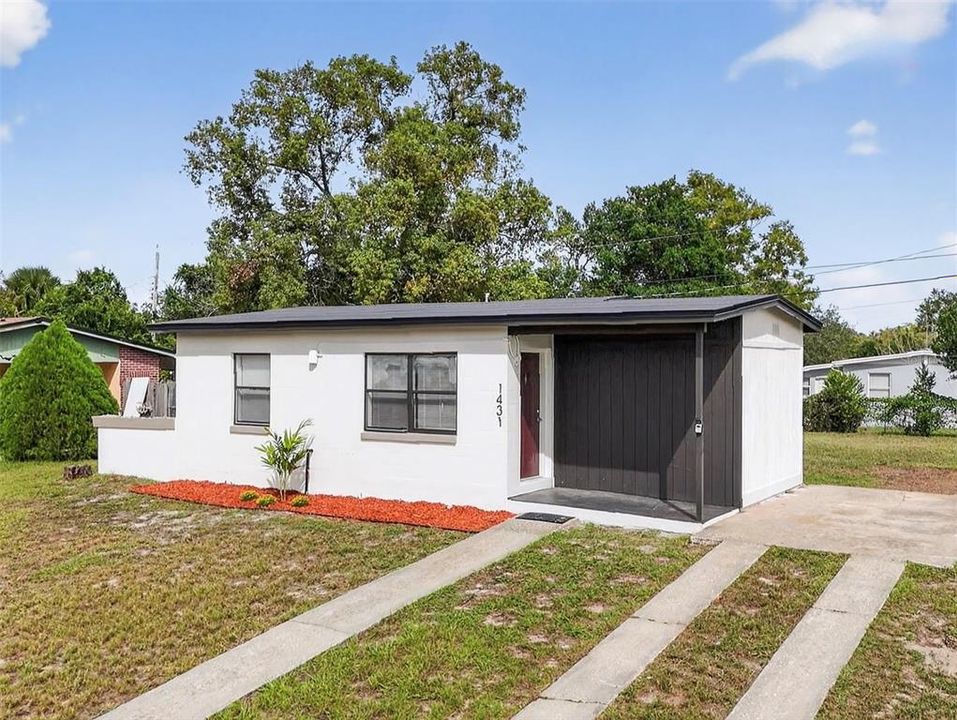 Недавно продано: $214,900 (2 спален, 1 ванн, 696 Квадратных фут)