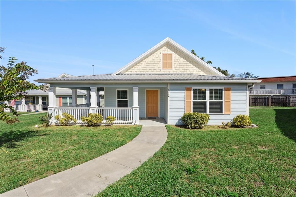 For Sale: $319,000 (3 beds, 2 baths, 1360 Square Feet)