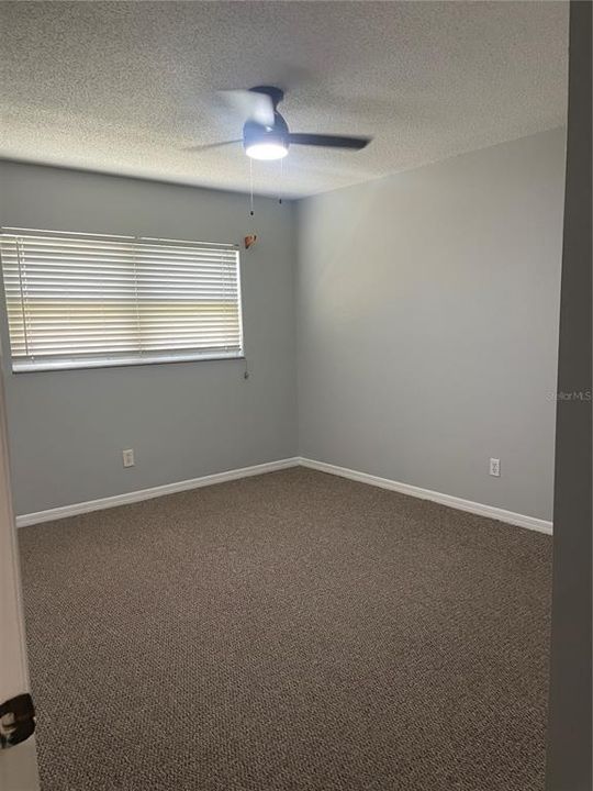 В аренду: $2,495 (4 спален, 2 ванн, 1937 Квадратных фут)