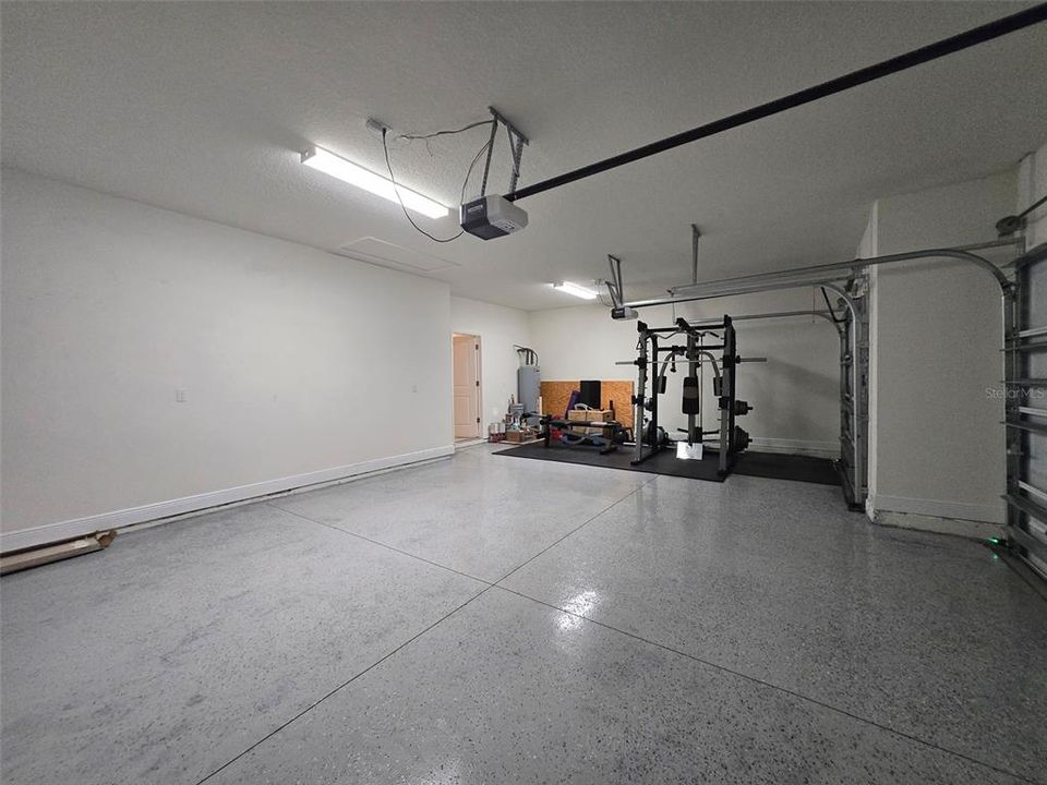 For Rent: $3,995 (4 beds, 3 baths, 3643 Square Feet)