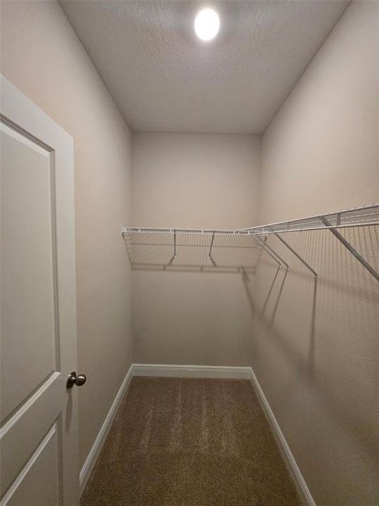 For Rent: $3,995 (4 beds, 3 baths, 3643 Square Feet)