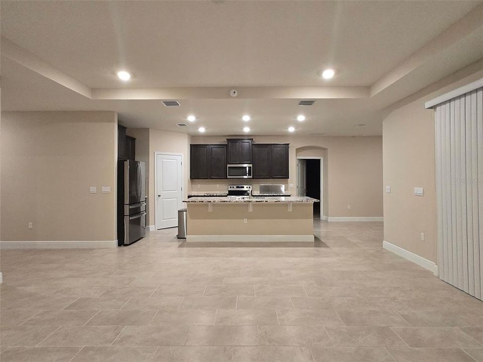 For Rent: $3,995 (4 beds, 3 baths, 3643 Square Feet)