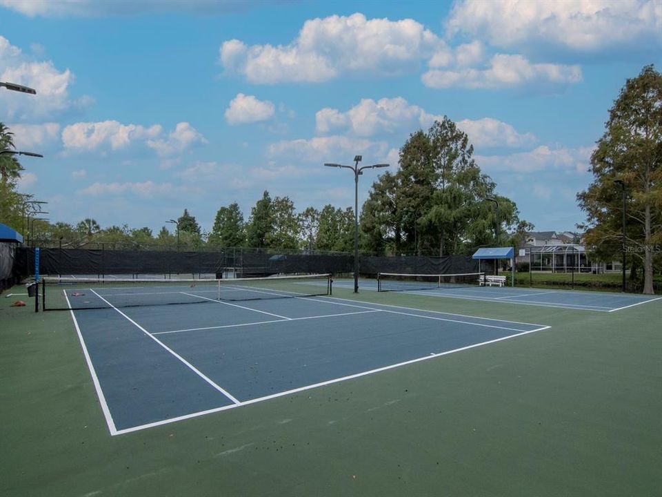 For Sale: $415,000 (3 beds, 2 baths, 1531 Square Feet)