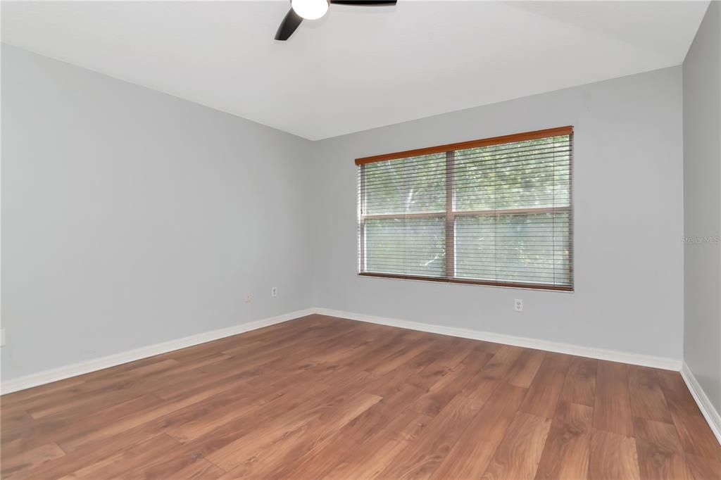 For Sale: $415,000 (3 beds, 2 baths, 1531 Square Feet)