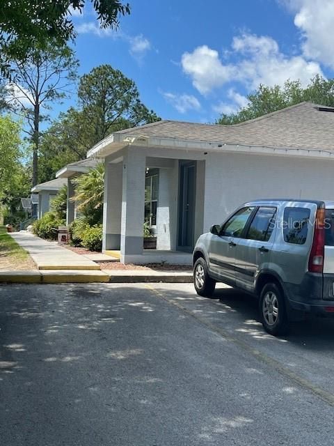 Active With Contract: $354,000 (6 beds, 0 baths, 3259 Square Feet)