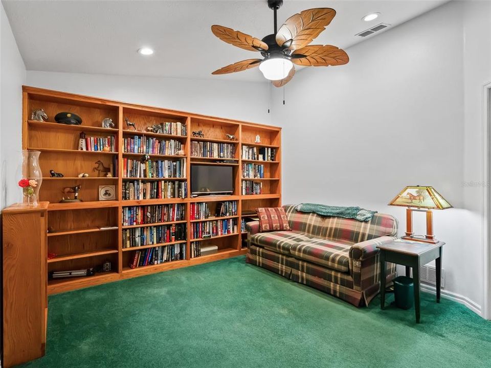 En Venta: $729,000 (3 camas, 2 baños, 2393 Pies cuadrados)