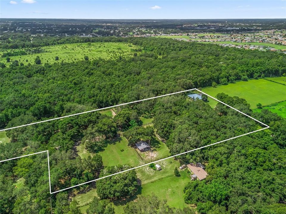 En Venta: $729,000 (3 camas, 2 baños, 2393 Pies cuadrados)