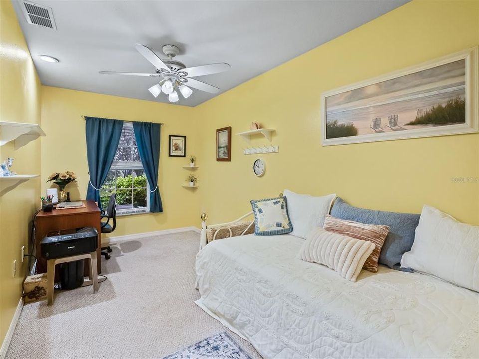 En Venta: $729,000 (3 camas, 2 baños, 2393 Pies cuadrados)