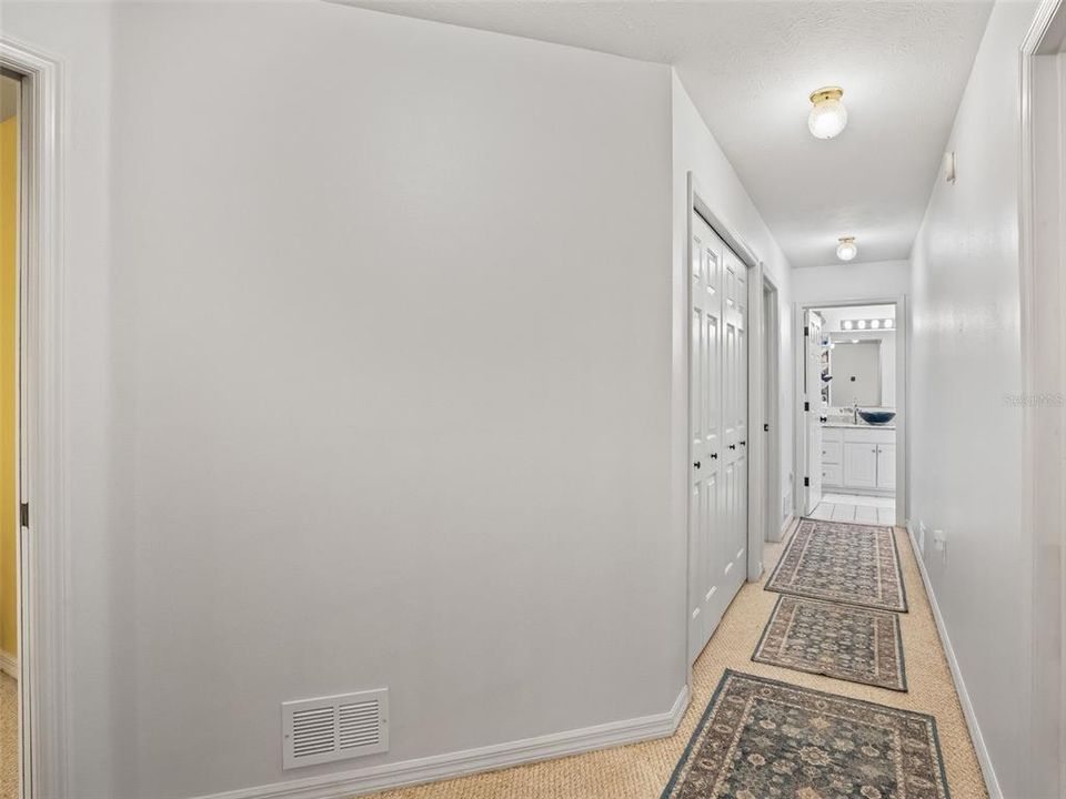 En Venta: $729,000 (3 camas, 2 baños, 2393 Pies cuadrados)