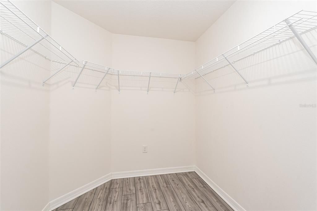 待售: $294,900 (4 贝兹, 2 浴室, 1851 平方英尺)