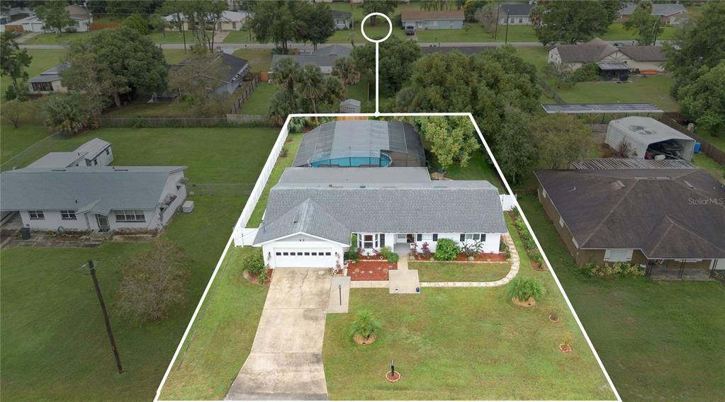 Active With Contract: $359,990 (3 beds, 2 baths, 1455 Square Feet)