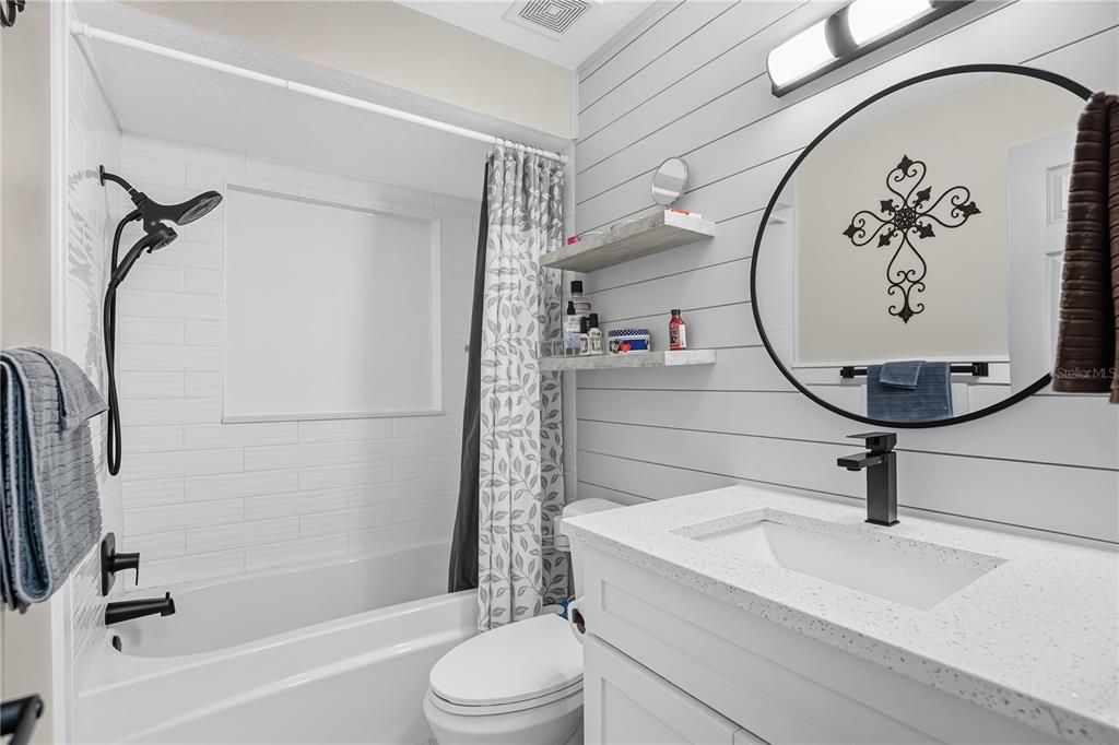 Active With Contract: $359,990 (3 beds, 2 baths, 1455 Square Feet)