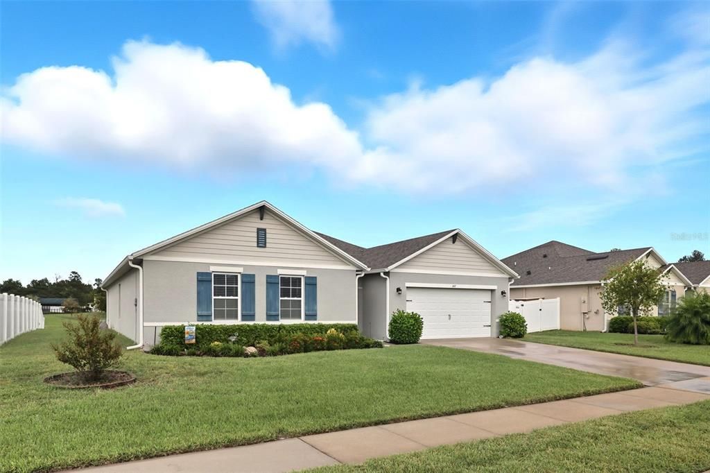 For Sale: $369,000 (4 beds, 2 baths, 2292 Square Feet)