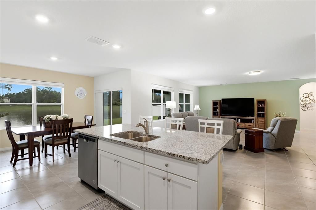 For Sale: $369,000 (4 beds, 2 baths, 2292 Square Feet)