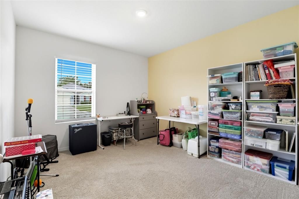 For Sale: $369,000 (4 beds, 2 baths, 2292 Square Feet)