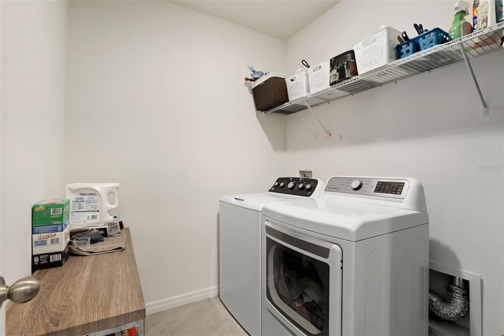 For Sale: $369,000 (4 beds, 2 baths, 2292 Square Feet)