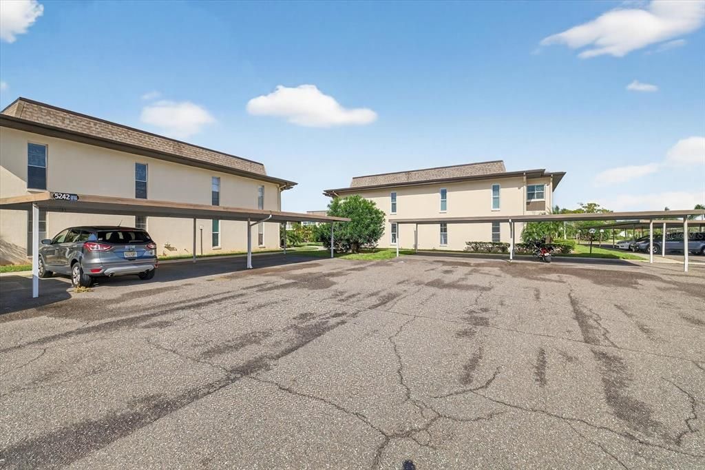 待售: $85,000 (2 贝兹, 2 浴室, 1088 平方英尺)