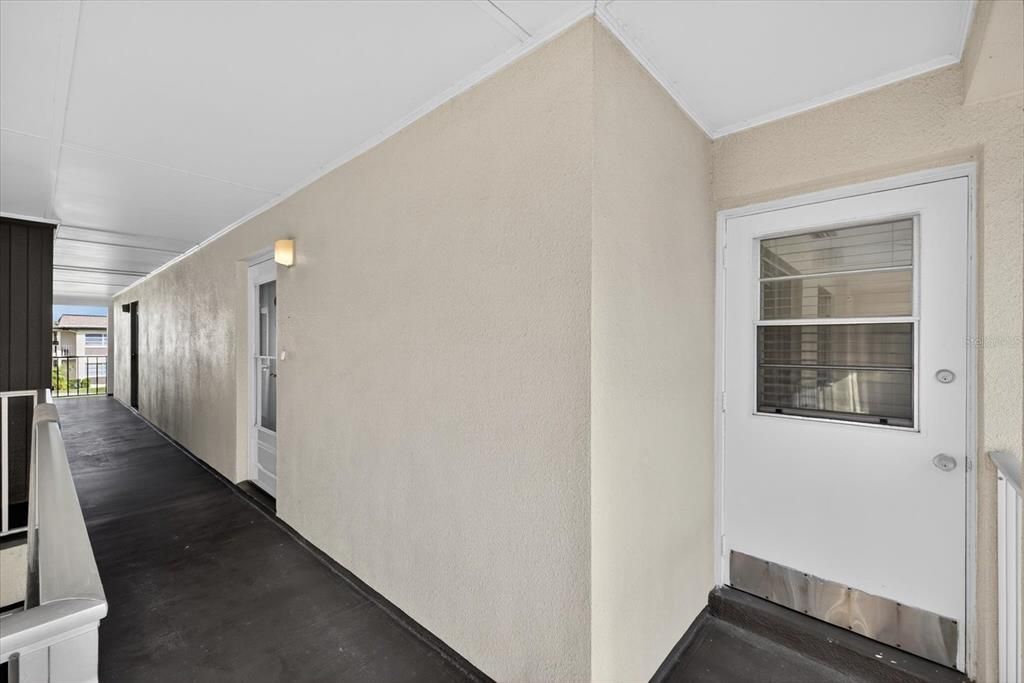 待售: $85,000 (2 贝兹, 2 浴室, 1088 平方英尺)