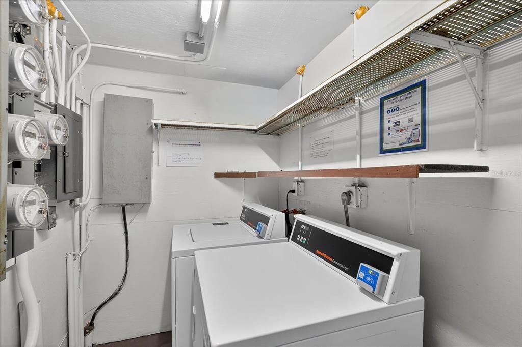 待售: $85,000 (2 贝兹, 2 浴室, 1088 平方英尺)