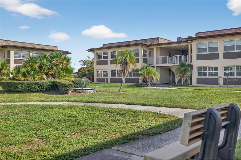 待售: $85,000 (2 贝兹, 2 浴室, 1088 平方英尺)