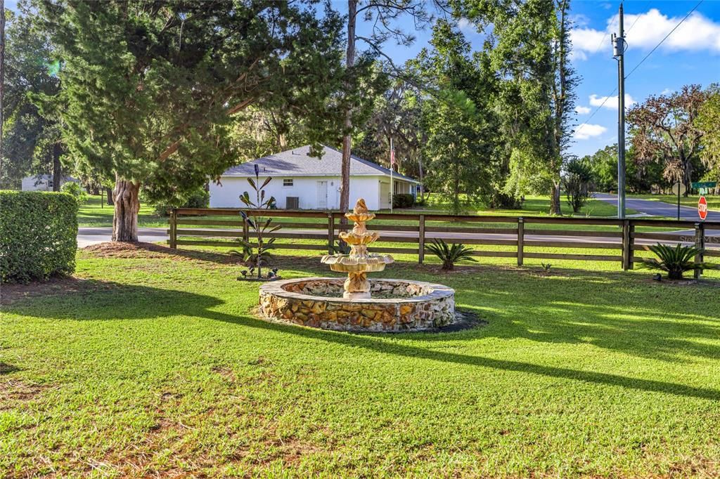 待售: $410,000 (3 贝兹, 2 浴室, 2244 平方英尺)