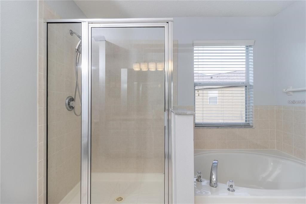 На продажу: $295,000 (3 спален, 2 ванн, 1768 Квадратных фут)