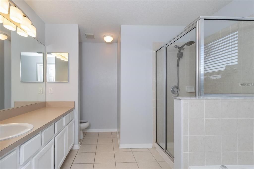 На продажу: $295,000 (3 спален, 2 ванн, 1768 Квадратных фут)