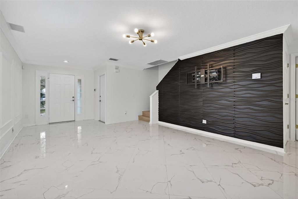 Active With Contract: $389,900 (4 beds, 2 baths, 1422 Square Feet)