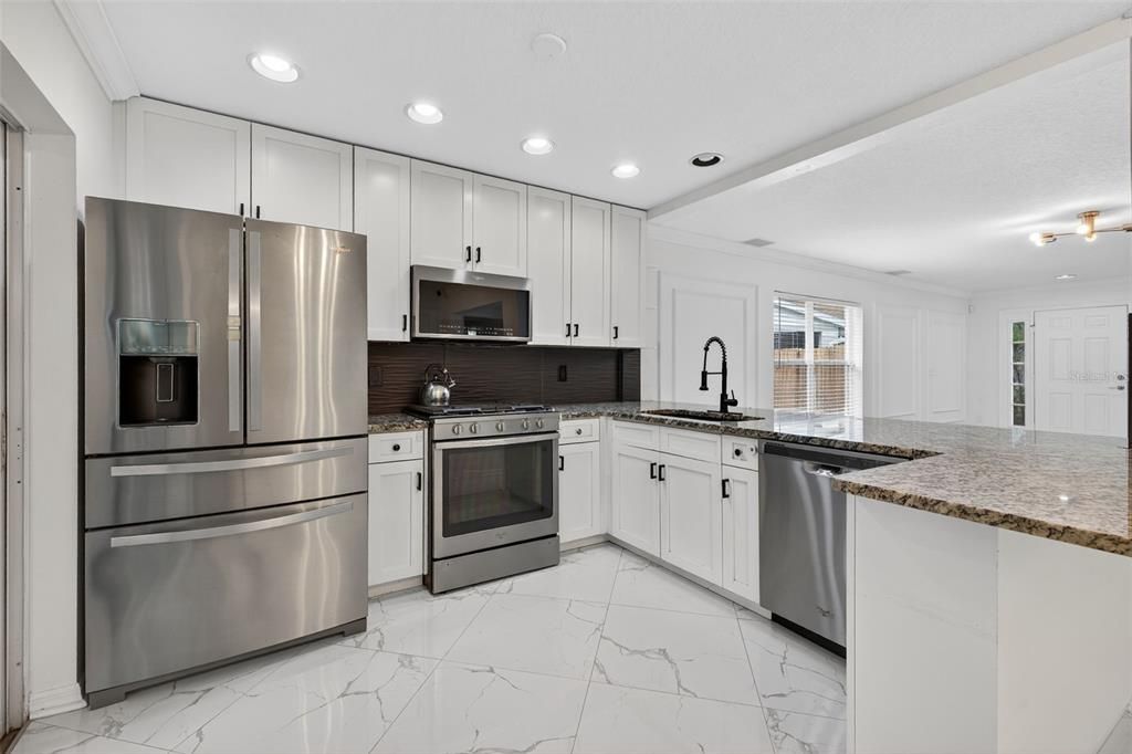 Active With Contract: $389,900 (4 beds, 2 baths, 1422 Square Feet)