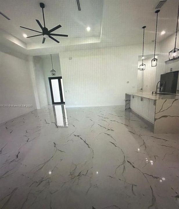 Active With Contract: $415,000 (4 beds, 3 baths, 2016 Square Feet)