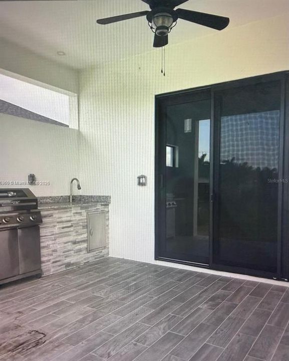 Active With Contract: $415,000 (4 beds, 3 baths, 2016 Square Feet)