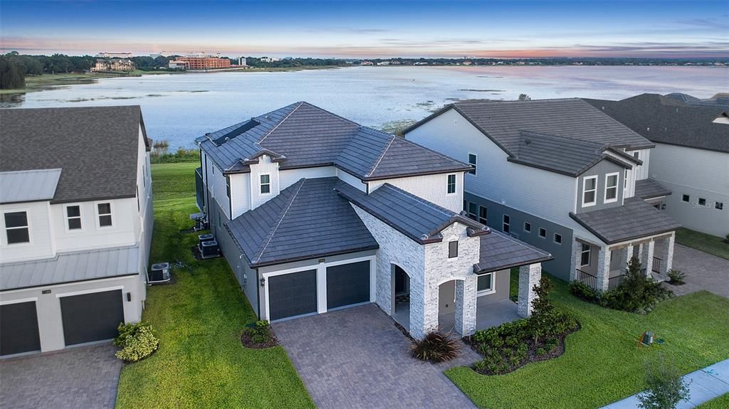 For Sale: $1,780,000 (5 beds, 3 baths, 3441 Square Feet)