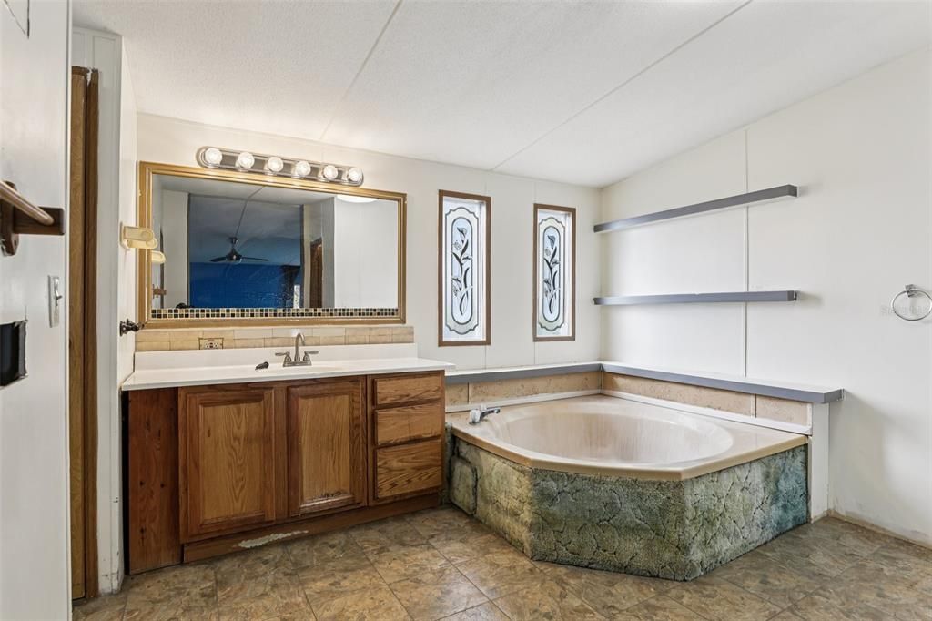 For Sale: $150,000 (4 beds, 2 baths, 2052 Square Feet)