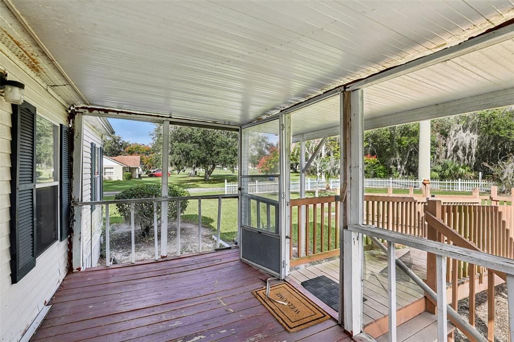 For Sale: $150,000 (4 beds, 2 baths, 2052 Square Feet)